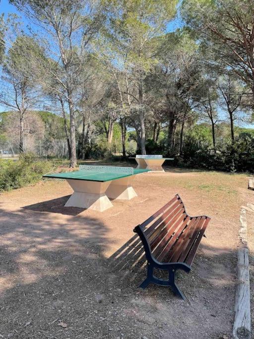 Studio Cabine Vu Sur Piscine Apartment Saint-Raphael (Var)